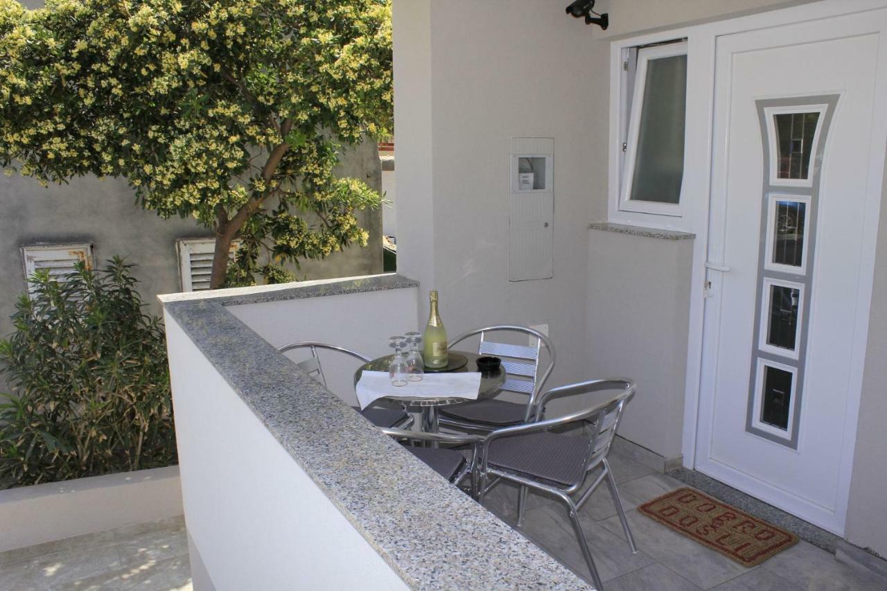 Pearl Of Novalja Apartment Bagian luar foto