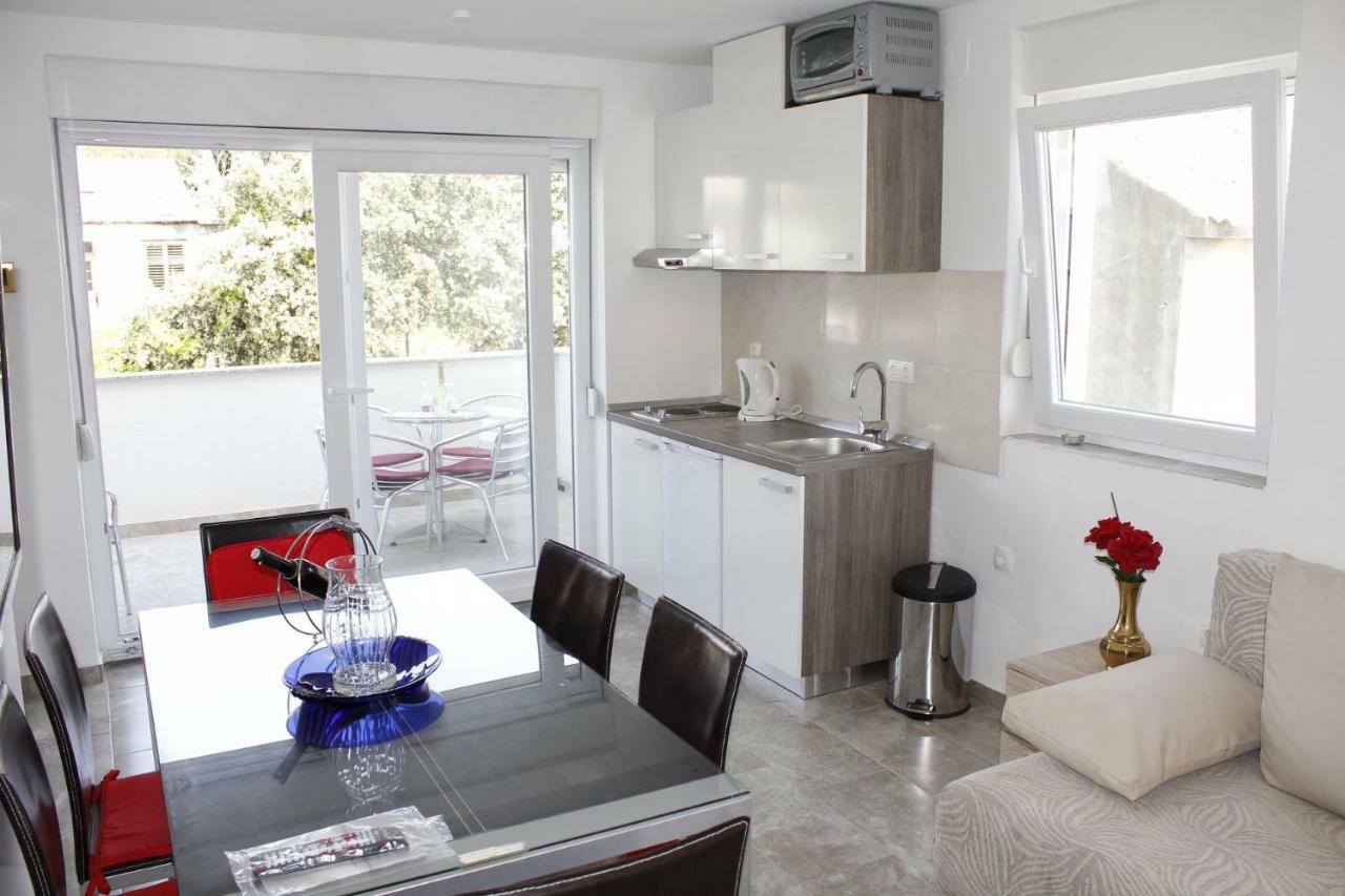 Pearl Of Novalja Apartment Bagian luar foto